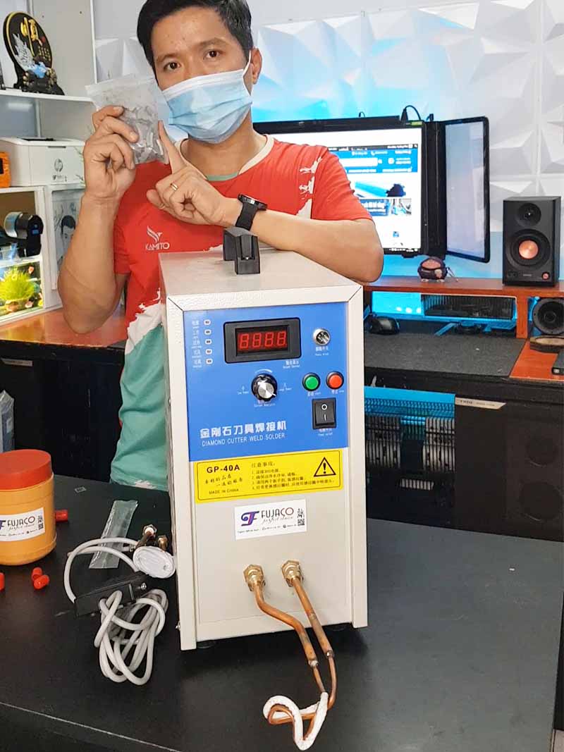 tặng me khi mua máy nung cao tần để sửa mũi khoan